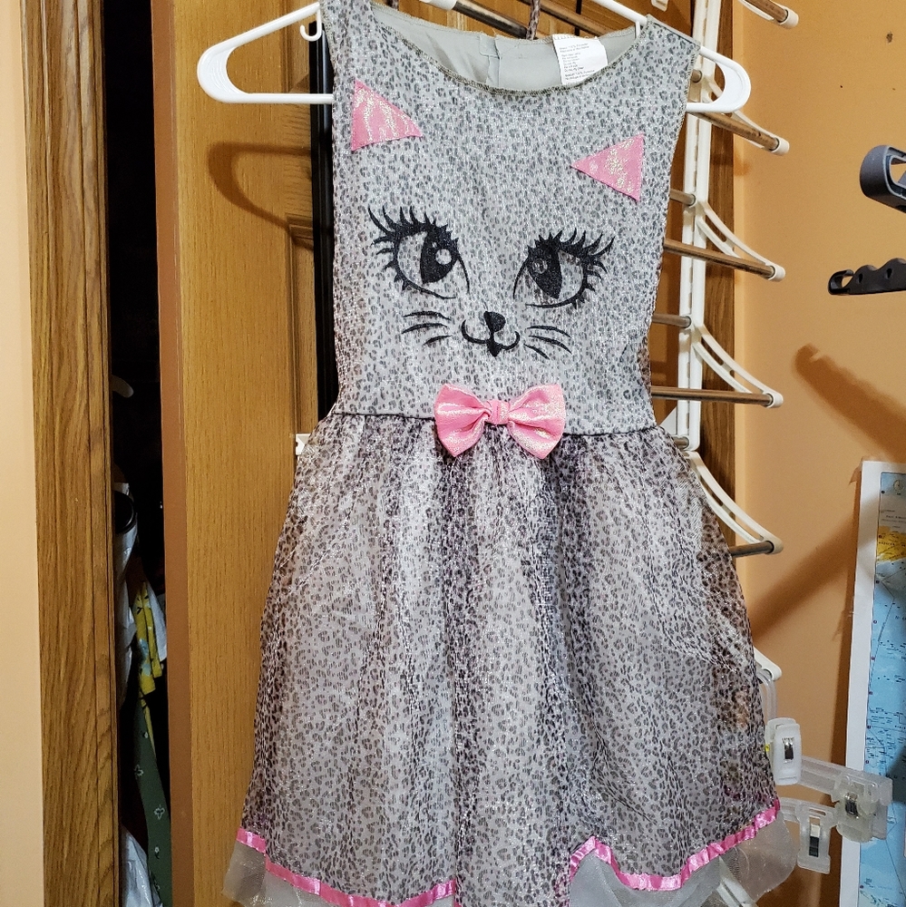 Girls medium 8/10 cat dress